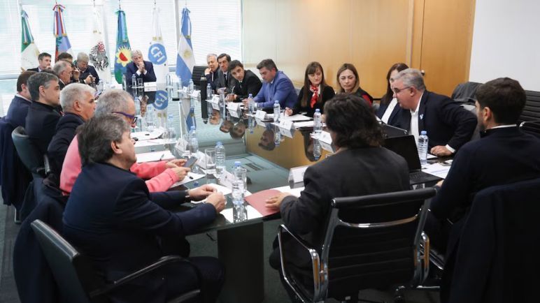 Guerra por los fondos: el Gobierno y las provincias no logran acercar posiciones